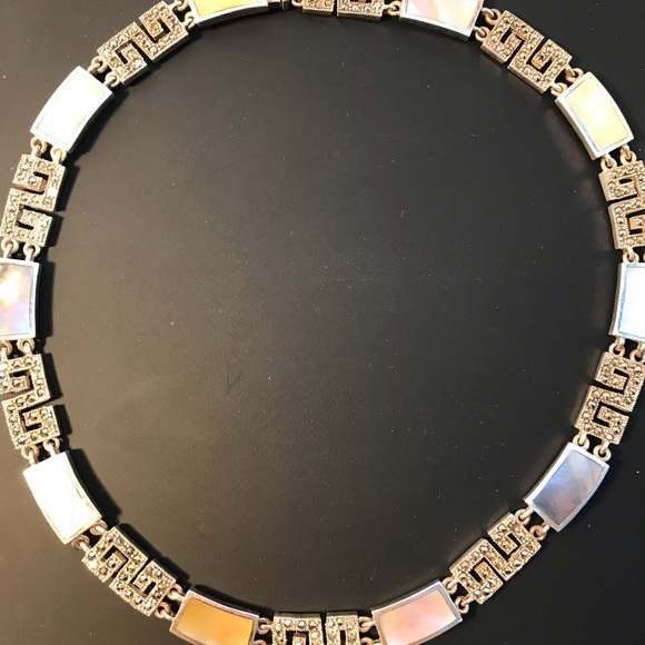 925 MD Sterling Silver Marcasite & Mother Pearl Rainbow effect 16” 44.3 grams